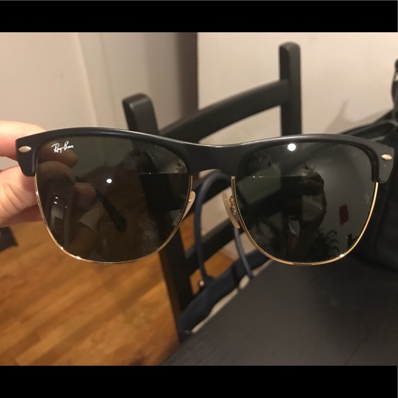 Ray-Ban Clubmaster (Oversized) - Black and Gold - Picture 2 of 6